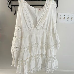 White fun lace L’atiate dress